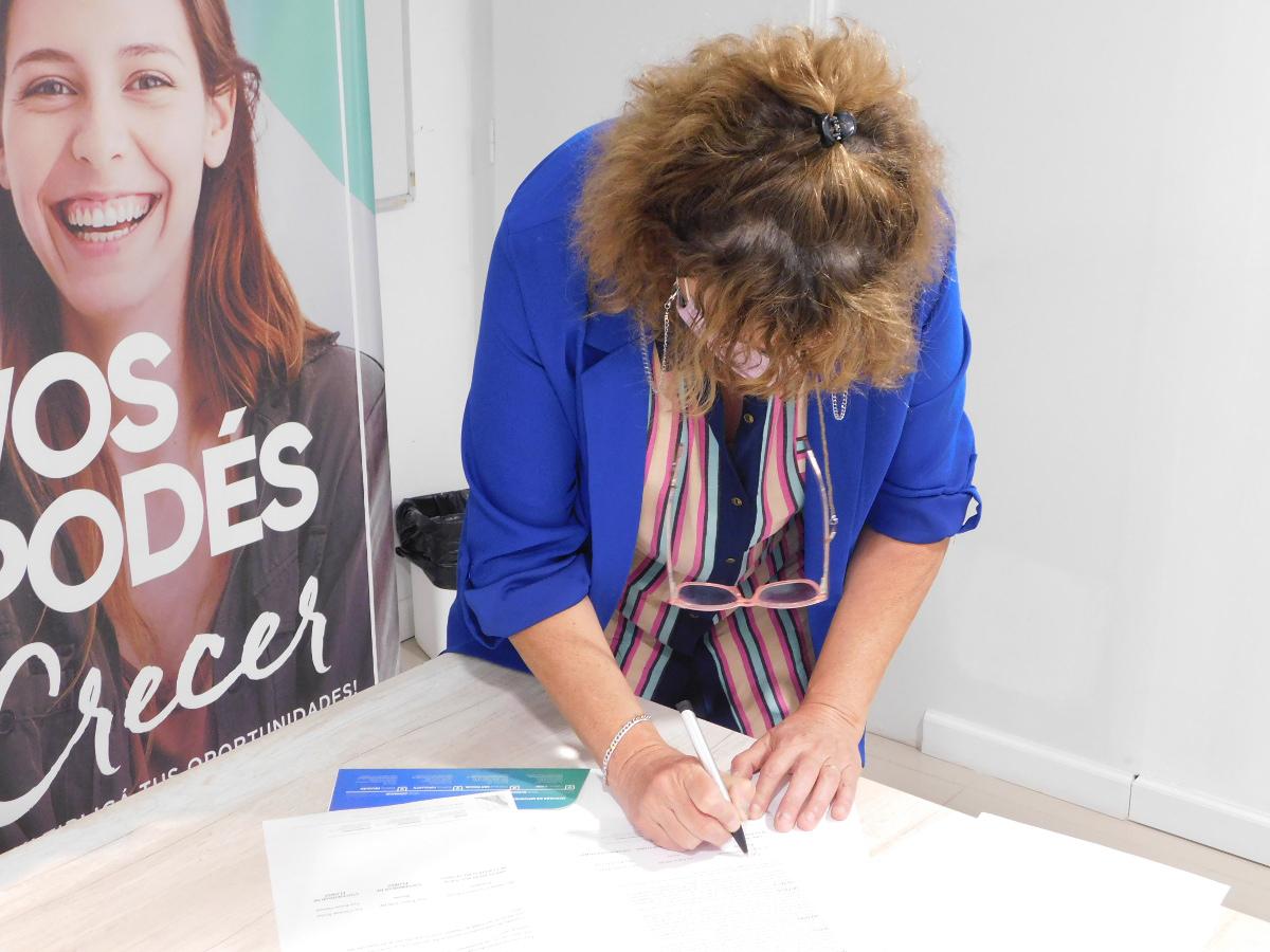 firma convenio amyf uflo 02