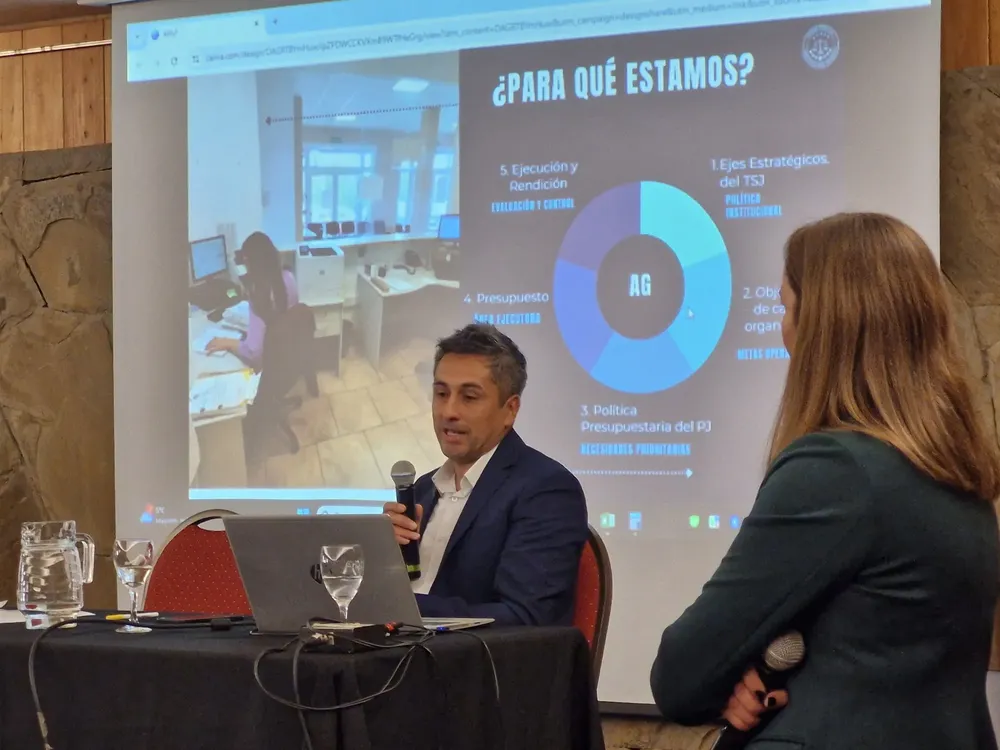 jornadas 2024 - charla administracion general poder judicial (15)