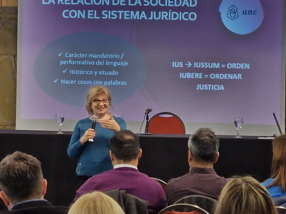 jornadas 2024 - disertacion el discurso del derecho (7)