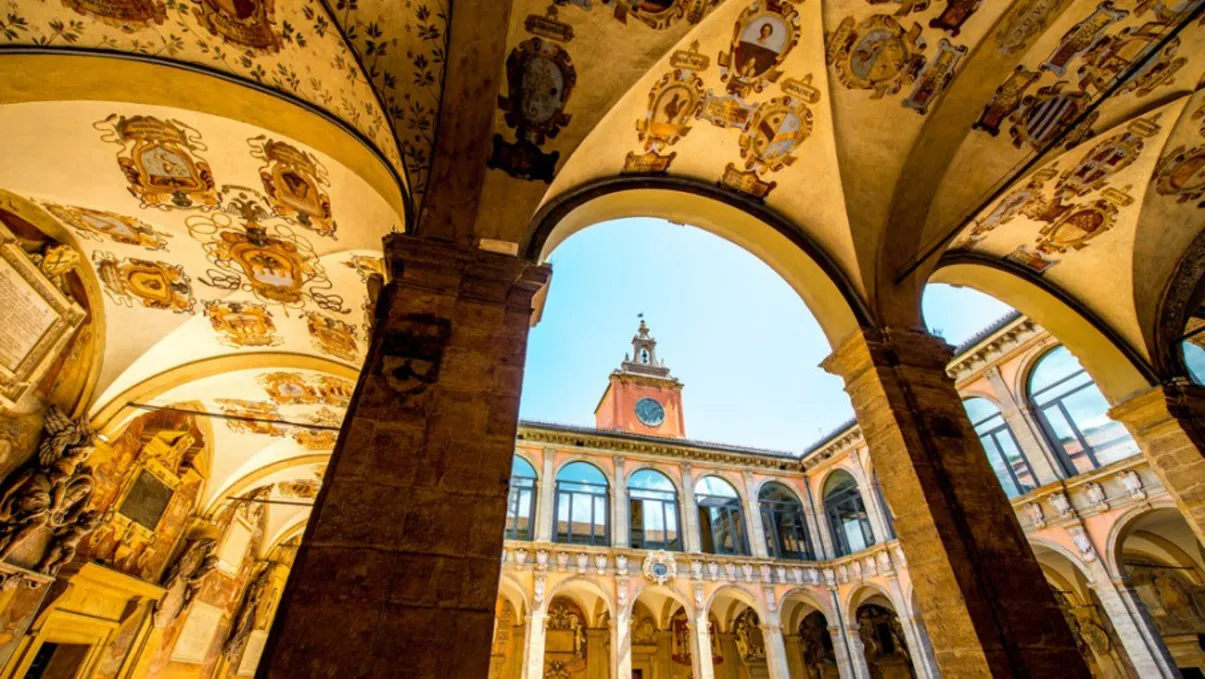 universidad bolonia
