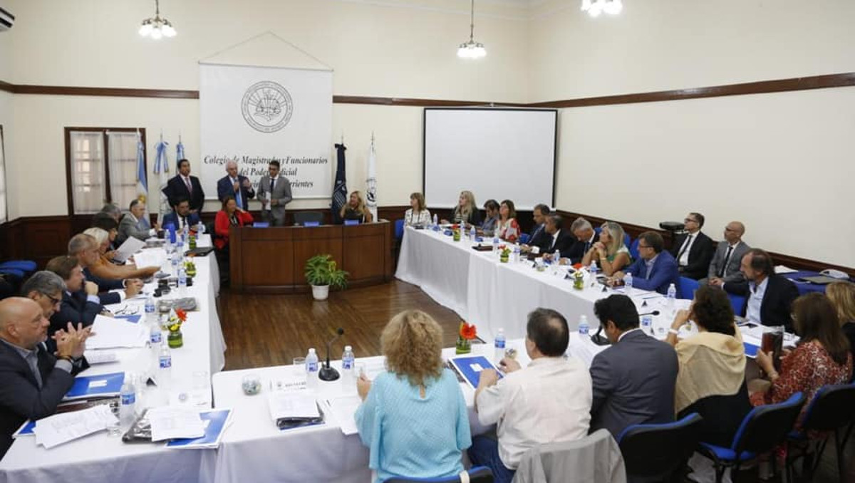 gonzalez taboada asamblea fam corrientes 03